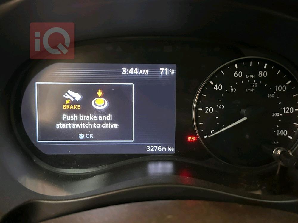 نيسان كيكس